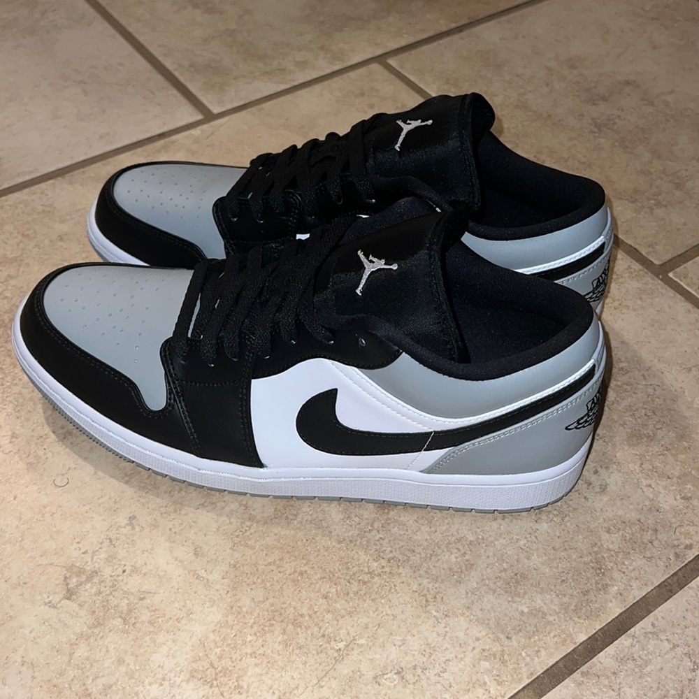 Air Jordan 1 Low.